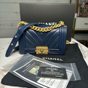 Chanel Small Boy Bag Chevron Navy ghw